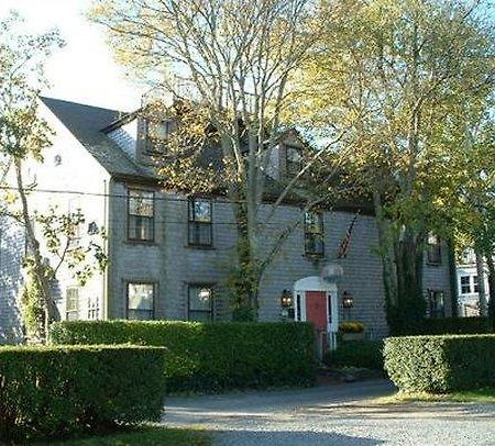 Seven Sea Street Inn ナンタケット エクステリア 写真