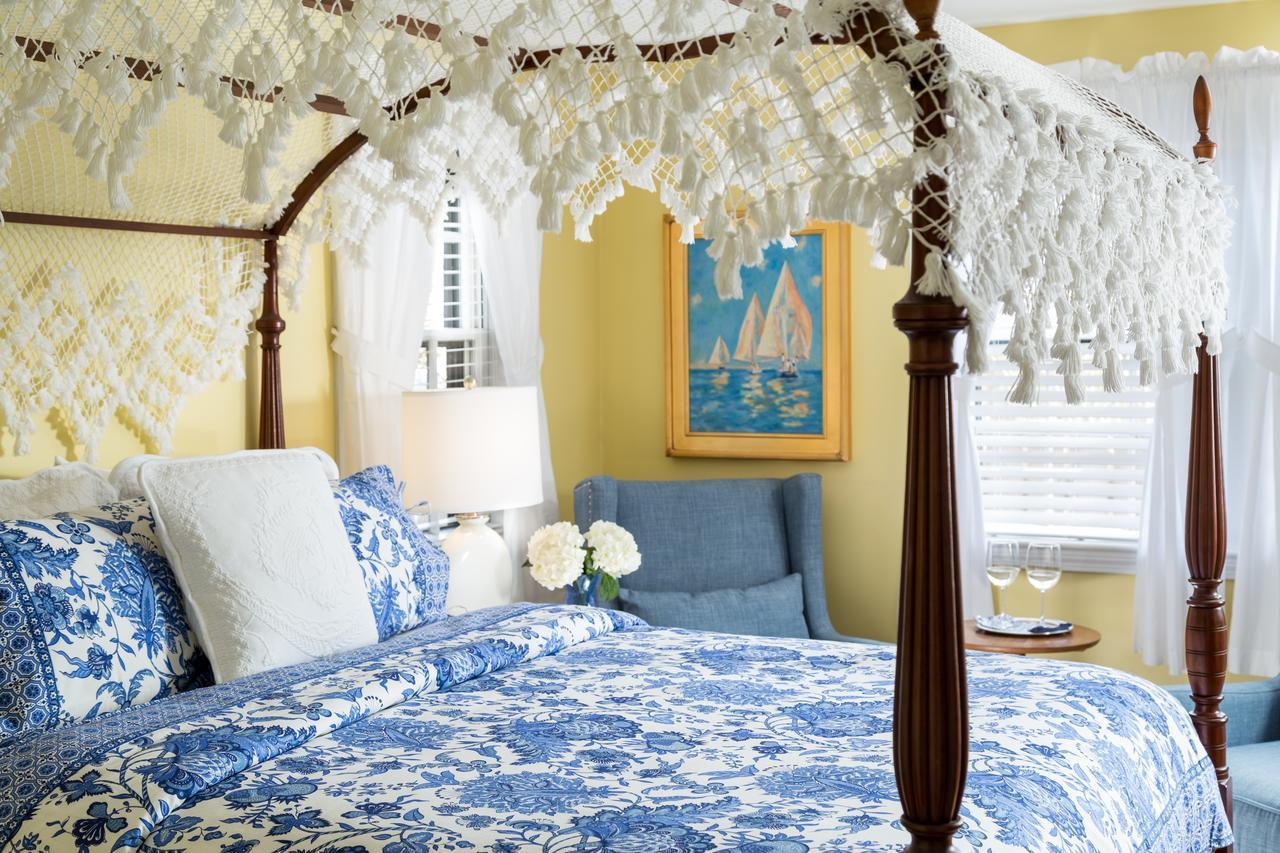 Seven Sea Street Inn ナンタケット エクステリア 写真